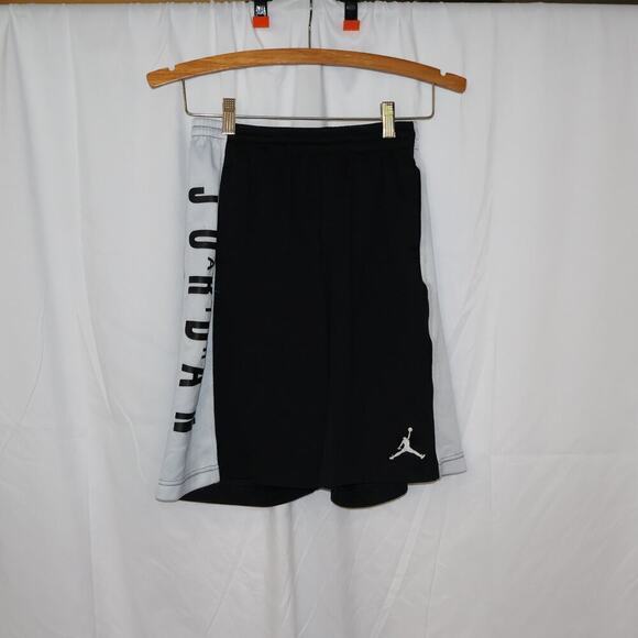 Jordan Basketball Youth Size Large (L G G) Shorts Active Dri Fit 12-13 years - Picture 2 of 11